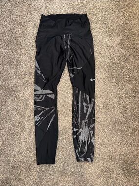 Nike Black Leggings with Gray Abstract Panels